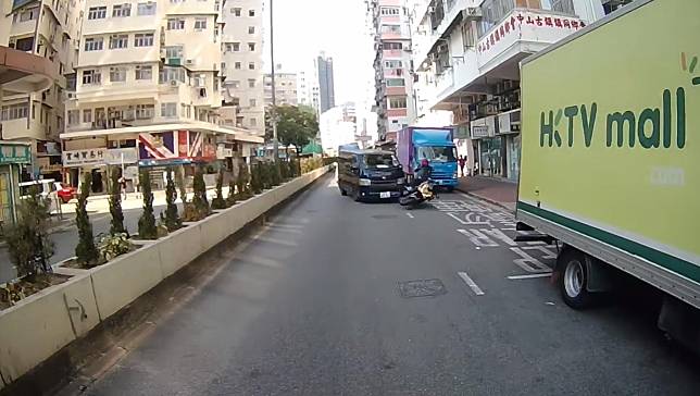 （fb「車cam L（香港群組）」影片截圖）