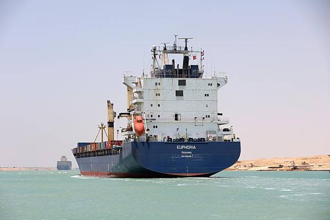 A ship sails on Suez Canal in Suez Province, Egypt, on June 21, 2023. (Xinhua/Ahmed Gomaa)