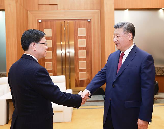 Chinese President Xi Jinping meets with Chief Executive of the Hong Kong Special Administrative Region John Lee, who is in Macao for the celebrations of the 25th anniversary of Macao's return to the motherland, in south China's Macao, Dec. 19, 2024. (Xinhua/Ju Peng)