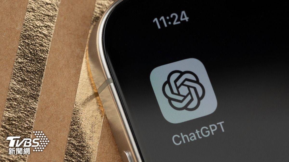 完勝ChatGPT？他狂推「這款AI」太強大網讚：資源很多| TVBS | LINE TODAY