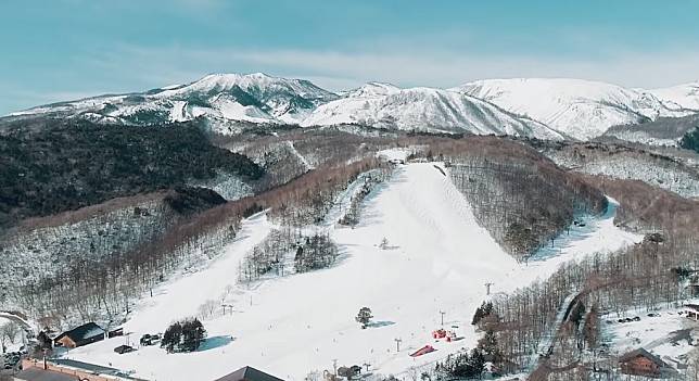 photo credit to Kusatsu Tourism Corporation Kusatsu Onsen Ski Resort