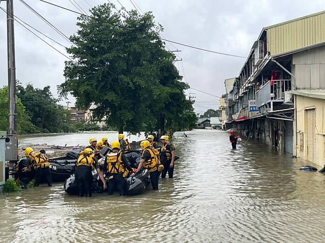 凱米颱風在全台造成逾3000件淹水災情（圖：嘉義縣長翁章梁臉書）