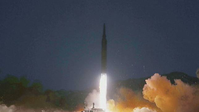 北韓先前多次無預警發射飛彈。（資料照，路透社）