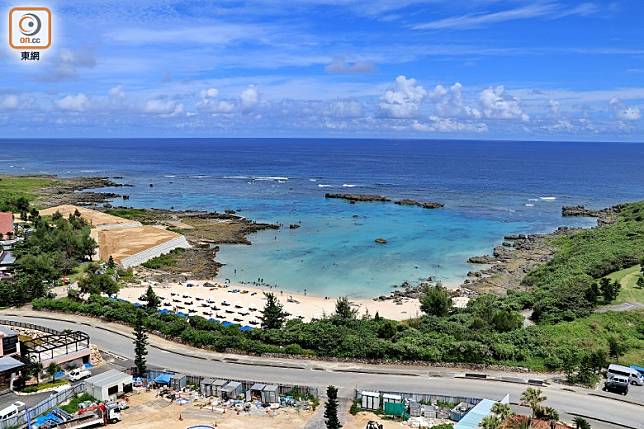 入住Hotel Shigira Mirage，其Bayside酒店可飽覽一片宮古藍的優美海景。（李家俊攝）