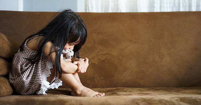 虐打幼兒致死或重傷，半數有受虐性腦傷，而施暴者多半稱因為哭泣不止而失控，該如何預防？