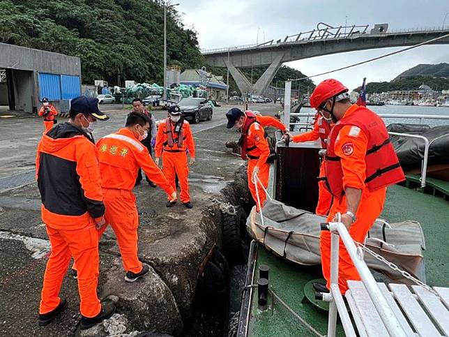 宜蘭大福外海發現女性浮屍 手戴FOSSIL手錶