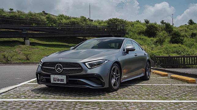 優雅沉穩的小猛獸 Mercedes Benz CLS350 試駕