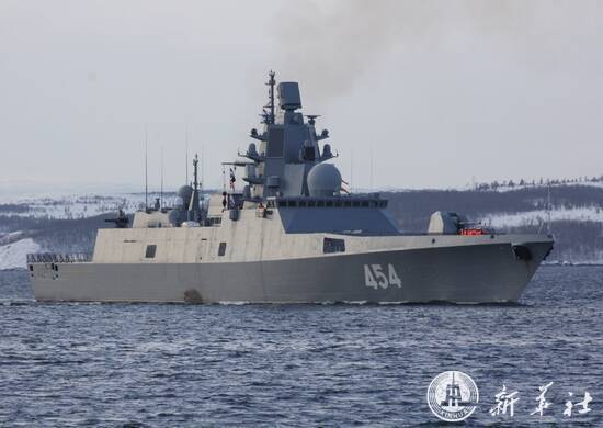 รัสเซียส่งเรือรบทันสมัย ออกทดสอบขีปนาวุธใหม่ในทะเลขาว