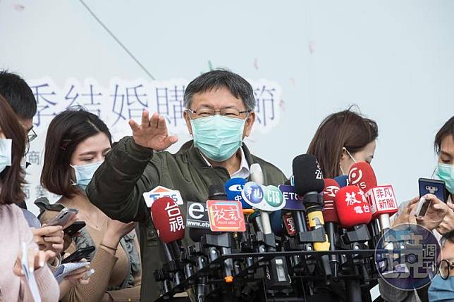 台北市長柯文哲針對口罩問題提出看法，受訪時表示理想是「口罩應該一天一個」。（本刊資料照）