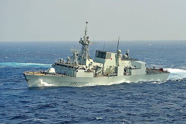 加拿大皇家海軍「里賈納號」(HMCS Regina FFH-334)哈利法克斯級護衛艦。   圖：翻攝HMCS / NCSM Regina臉書