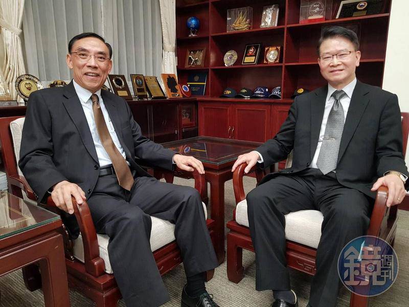 王俊力掌調查局首重國家安全 呂文忠卸任榮升最高檢主任 | 鏡週刊 | LINE TODAY