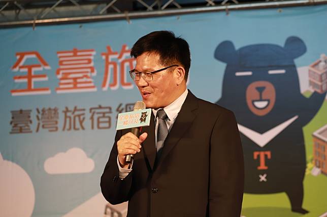今天（28）交通部長林佳龍與觀光局長周永暉出席「台灣旅宿網」上線記者會。   圖：謝佳真／攝