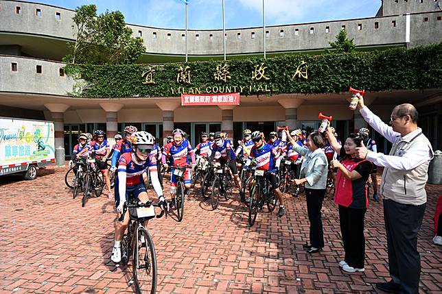 不倒騎士環台單車 癌友騎出生命希望！