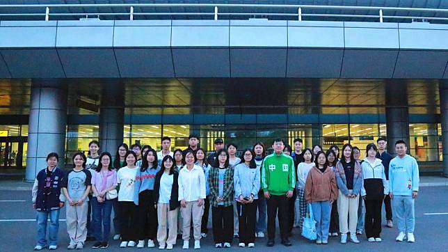 41名中國公派留學生昨日抵達北韓