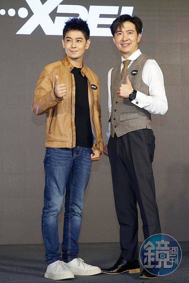 林志穎（左）和弟弟林志鑫（右）首度同台演出。