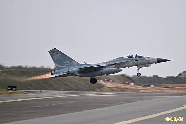 空軍IDF戰機示意圖，非當事飛機。(資料照，記者塗建榮攝)