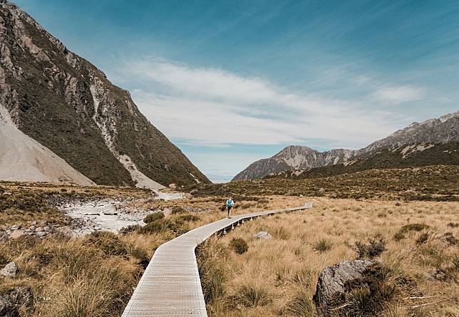 New Zealand is known for its outstanding natural beauty. (Photo: Courtesy of Tyler Lastovich via Pexels)