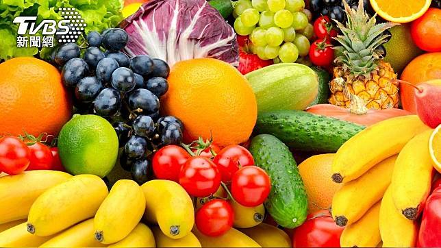 水果熱量過高恐導致肥胖、慢性病機率大增。（示意圖／shutterstock達志影像）