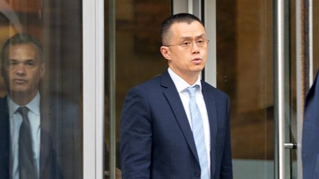 幣安創辦人趙長鵬11月21日認罪後離開西雅圖聯邦法院。彭博新聞
