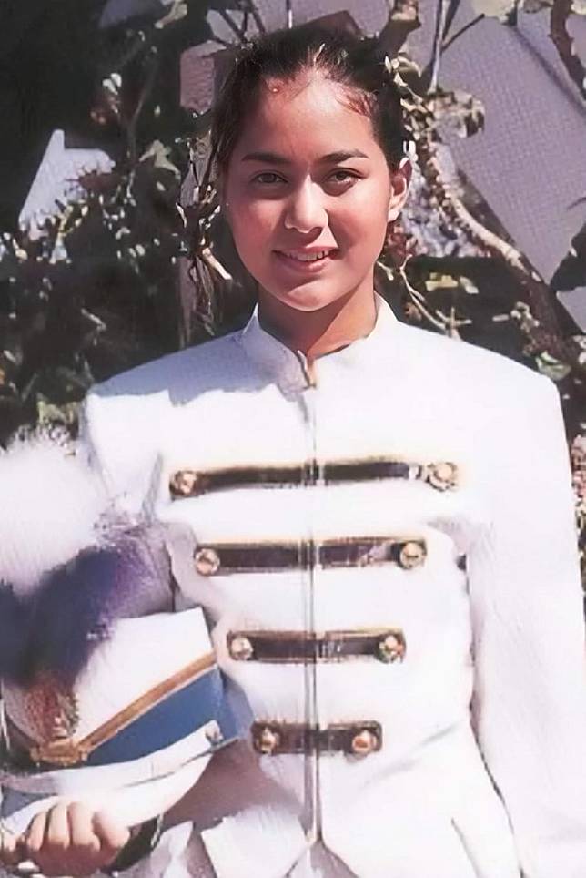 ทายสิใครเอ่ย?