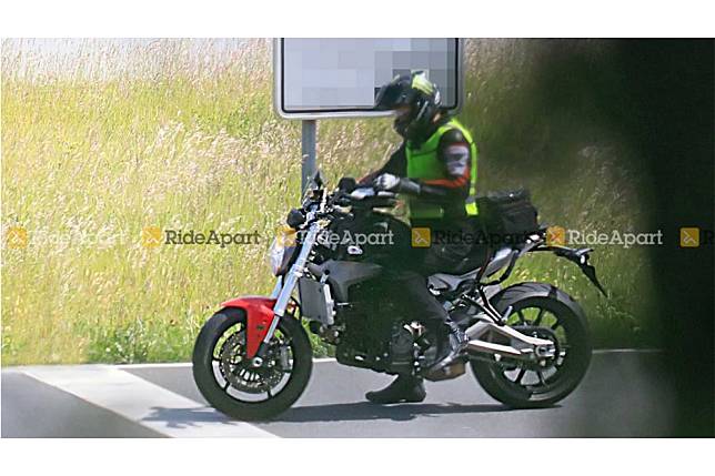 เผยภาพ Ducati Monster 2021 วิ่งทดสอบในประเทศเยอรมนี