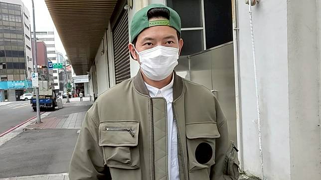 猥褻女助理被判刑確定，藝人宥勝今日前往北檢執行科報到。呂志明攝