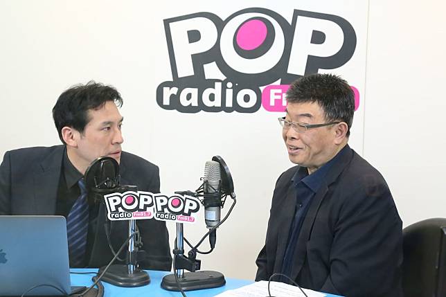 前立委邱毅接受電台專訪，說明接受國民黨不分區推薦的原委。   圖：《POP撞新聞》/提供
