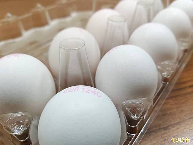 農委會主委陳吉仲表示，專案成立雞蛋調度平台，將適時運用各項產銷調節措施，全力供應消費者所需。示意圖。(資料照)