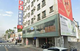 國民黨桃園市議員凌濤爆料，位於台南市東區這家鞋商，也曾獲國防部標案。（圖／翻攝Google臉書）