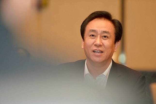 快新聞／恆大案外花絮！許家印前妻英國85億豪宅　遭流浪漢「占住」3年