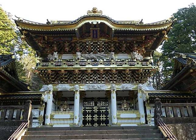 日光東照宮 輪王寺薬師堂鈴鳴龍守 あぶない 黄色