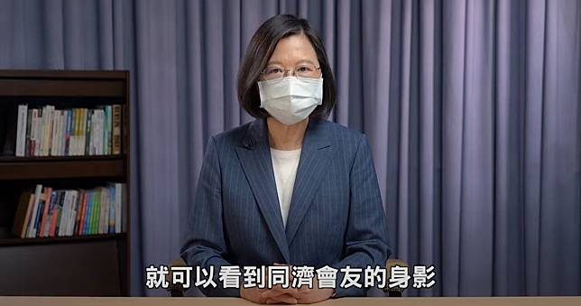 蔡總統肯定同濟會組成「臺灣同濟隊」，不僅配合政府防疫措施，也在國際上協助其他國家對抗疫情。（總統府提供）