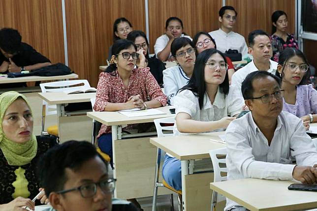 Students attend a China-funded tour operator and travel operation training course in Yangon, Myanmar, Nov. 22, 2024. (Xinhua/Myo Kyaw Soe)