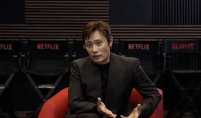 李炳憲接受跨海訪問。（圖／Netfliex提供）