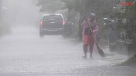 สภาพอากาศวันนี้ กรมอุตุฯ เตือนฝนถล่มหนักมาก เปิดชื่อ 51 จังหวัด | Khaosod |  LINE TODAY