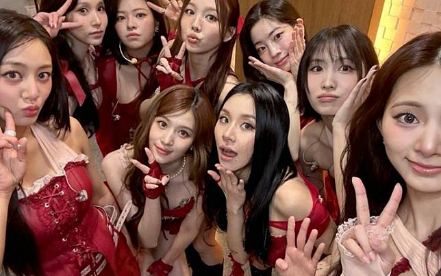 TWICE出道10年終來台　11月22日登高雄國家體育場
