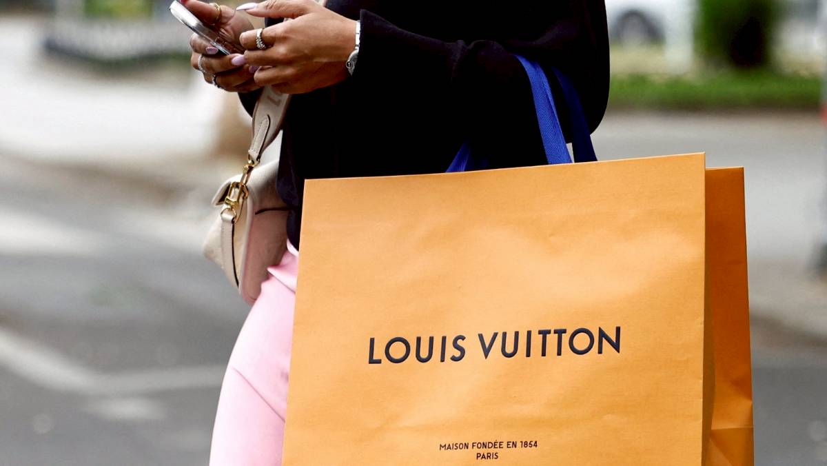 日圓甜甜價！LV包「買1送1」超划算中國土豪飛日本掃貨| 太報| LINE TODAY