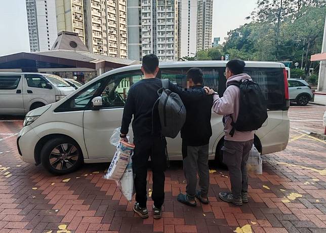 男子涉販毒被捕。