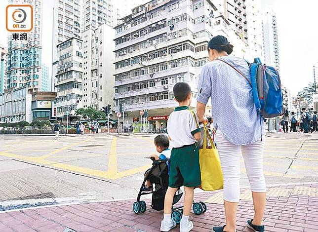 議員葛珮帆女性在生育後未能重投職場，與職場未能提供足夠託管服務有關。