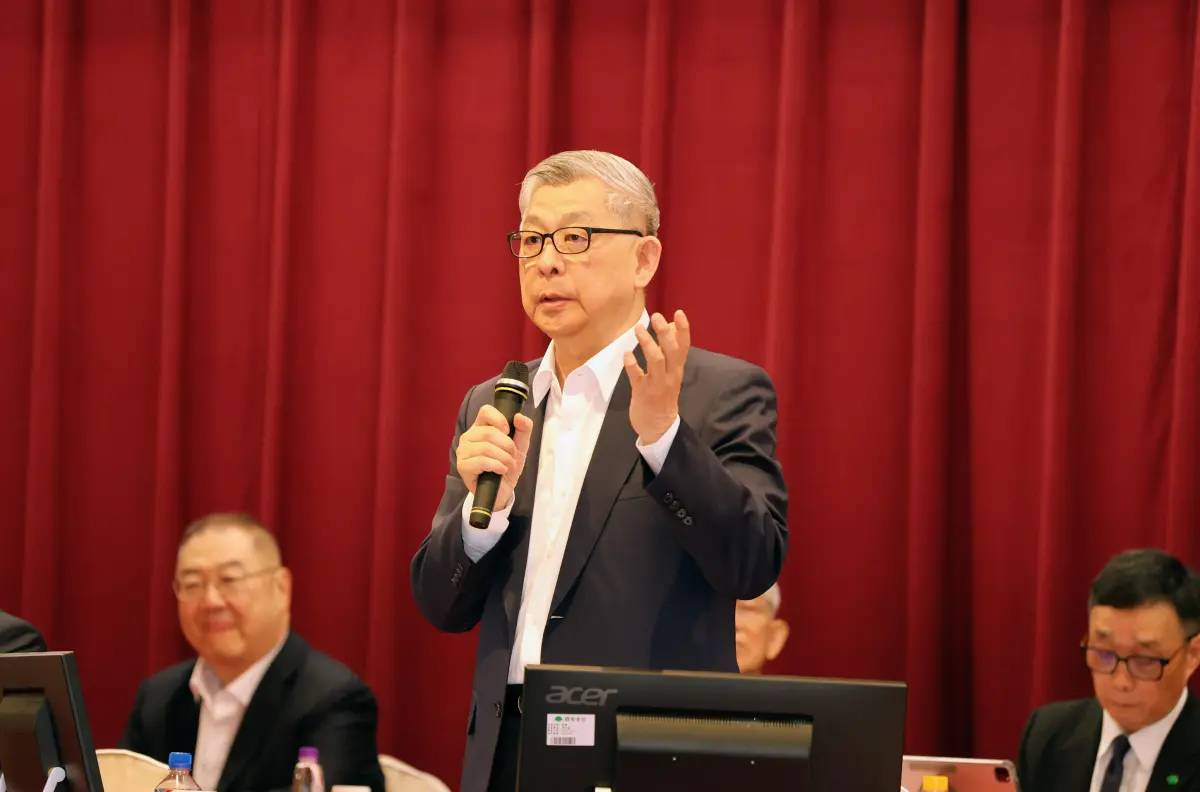 討論牆 | 國泰金股東會通過配息3.5元 蔡宏圖看今年