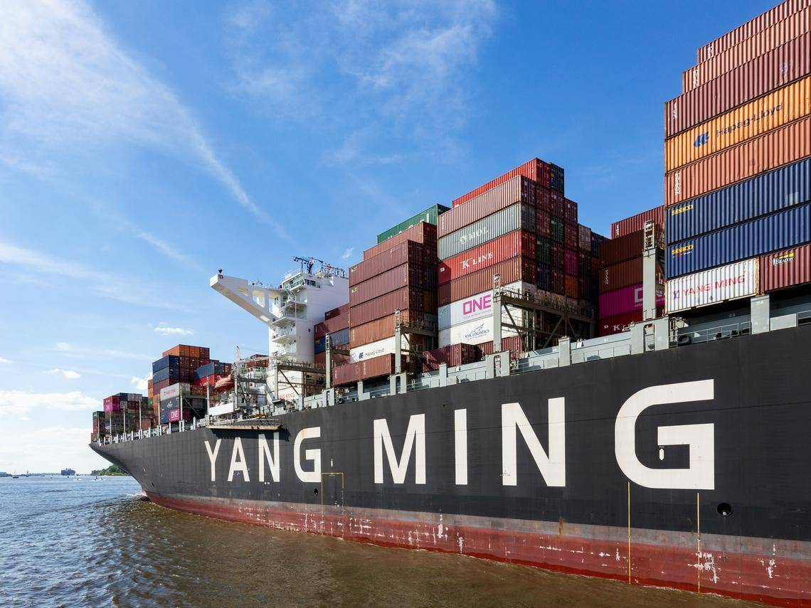 神操作！長榮、陽明股票賣在高點，專家教戰航運類股轉折這樣抓| 今周刊| LINE TODAY