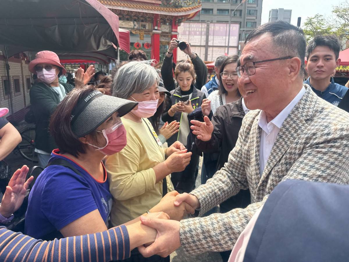 李四川土地公聖誕中和參香展高人氣 游炎川表態力挺、接棒侯友宜拚「校校有公托」 | 台灣好新聞 | LINE TODAY