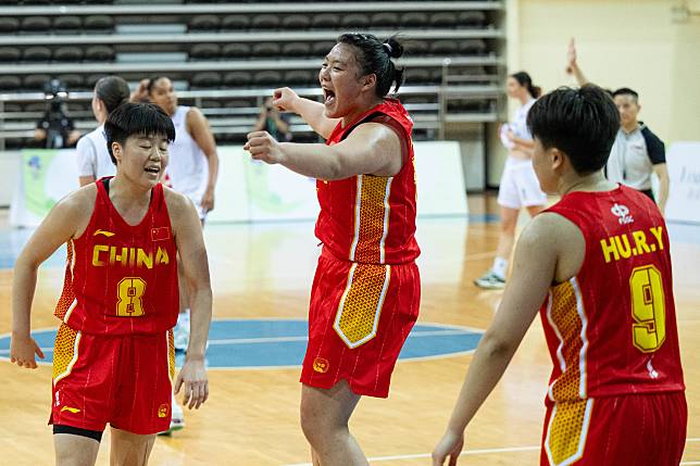 Team China celebrates victory after winning the World School Basketball Championship in Macao, China, on July 2, 2024. (Xinhua)