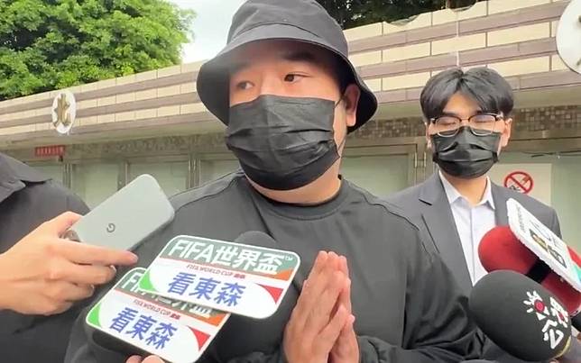 藝人阿達(本名昌璟翔)庭後受訪說現在就好好面對司法等判決。張欽攝
