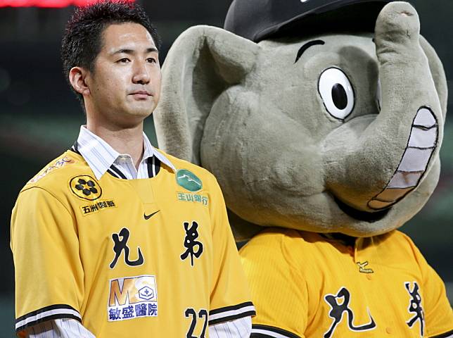 日媒特地找到前兄弟象日本投手小林亮寬請教中職特色。