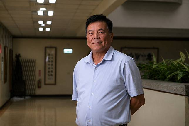 台中市客委會副主委魏瑞伸表示，將盡力媒合故事館找到新的落腳點。（攝影／楊語芸）