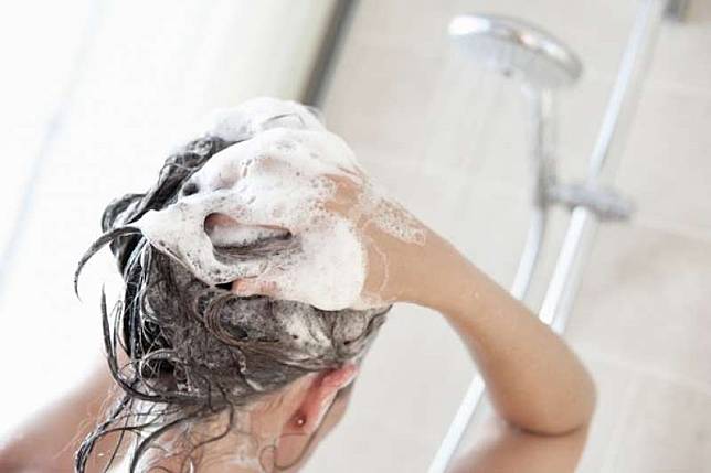 網友推薦寶雅一款洗髮精，洗完頭髮相當蓬鬆。（示意圖／取自Unsplash）