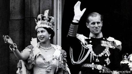 1953年伊麗莎白二世加冕繼承王位