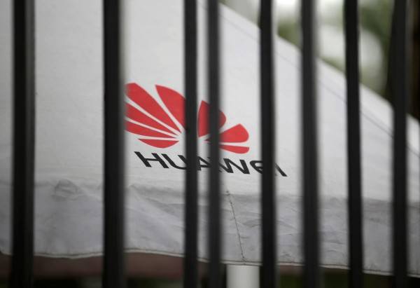台灣國家通訊傳播委員會(NCC)已禁止有線電視業者提供的數位機上盒，採購中國企業製造的零組件，此舉將進一步打擊華為和其子公司海思半導體。(路透)