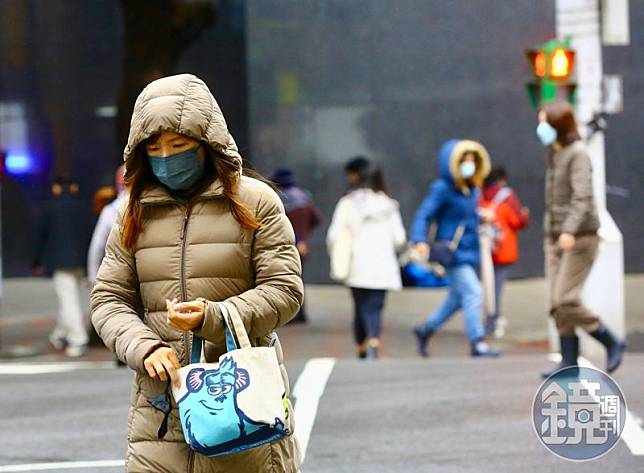 今晚至明日清晨，大陸冷氣團南下，民眾出門需注意保暖。（示意圖，本刊資料照）